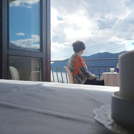 Aurora Suite Apartment เปตเตนาสโก ภายนอก รูปภาพ
