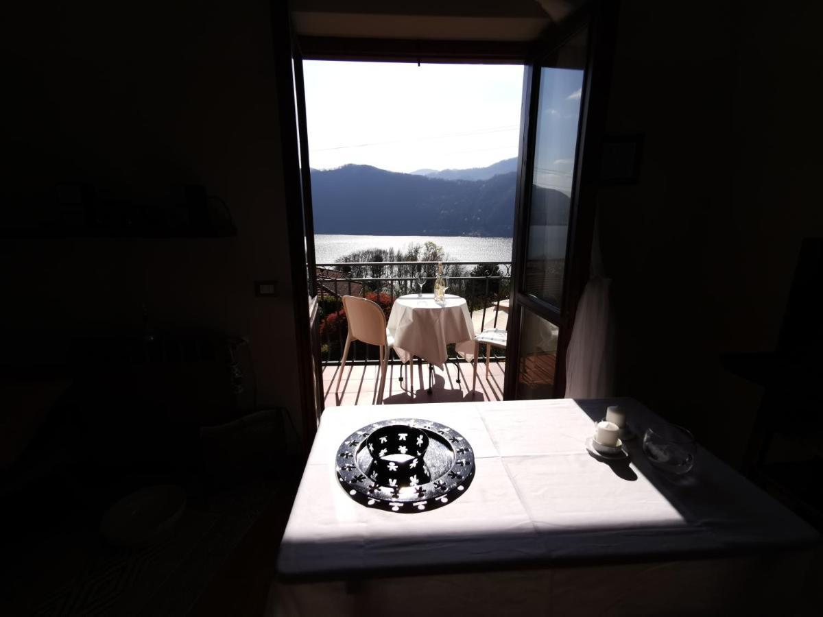 Aurora Suite Apartment เปตเตนาสโก ภายนอก รูปภาพ